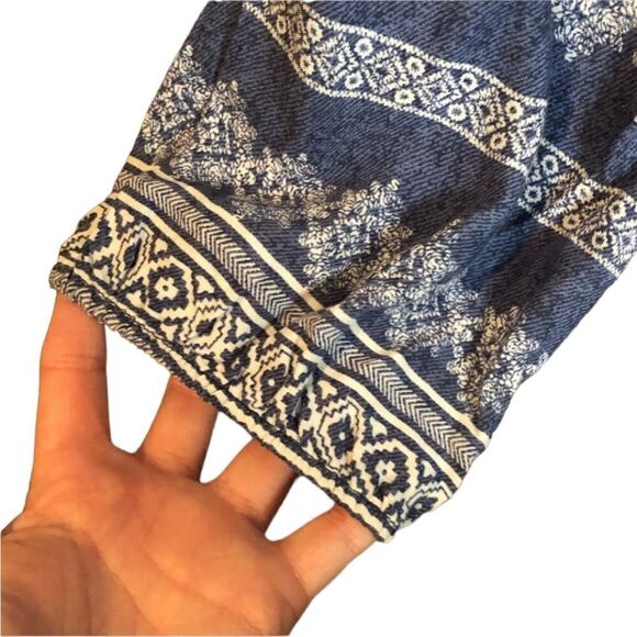 3 for $30! Honey belle patterned tunic - Picture 3 of 10